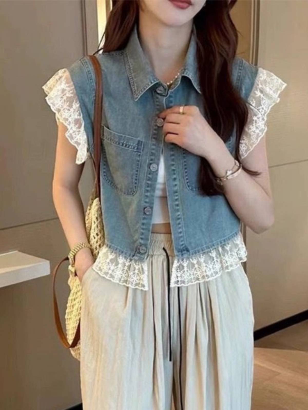 Light blue vest